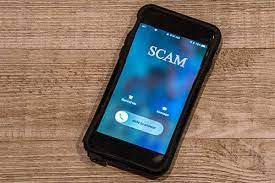 How Scammers Behave When Calling From Area Code: